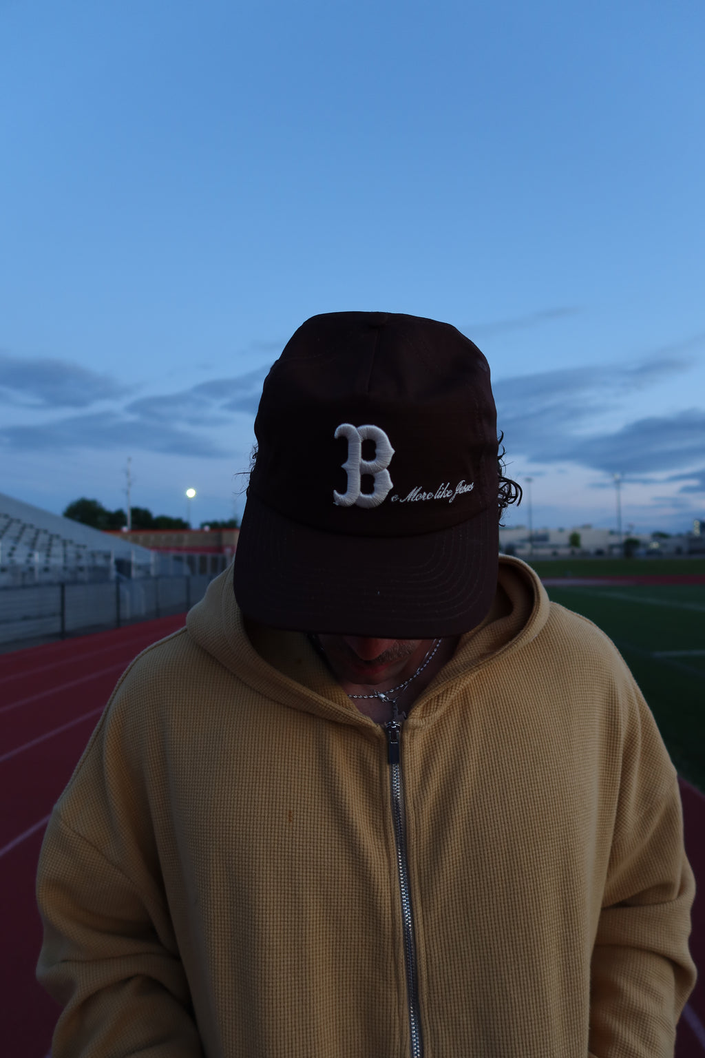 be like Jesus snapback (brown)